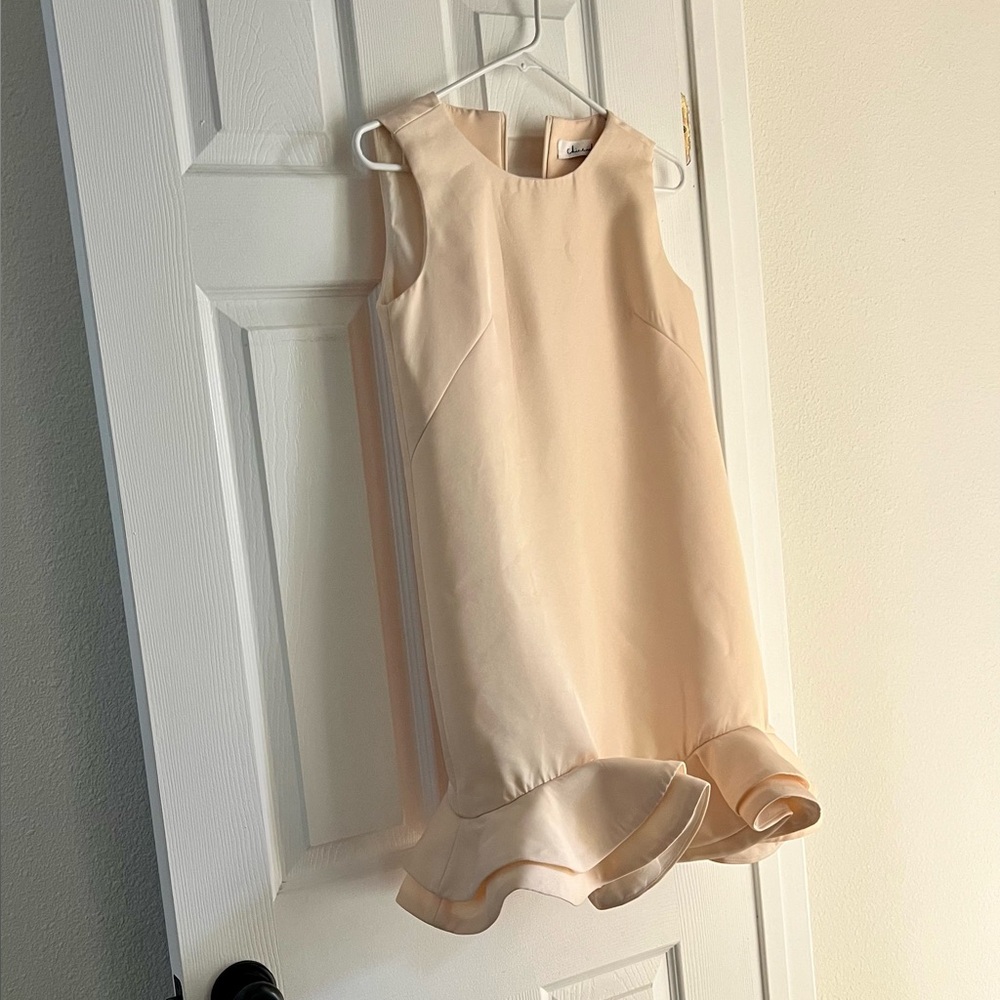 Elegant Light Beige Ivory Cream Peachy Sleeveless Dress with Ruffle Hem ~ small - Picture 2 of 7